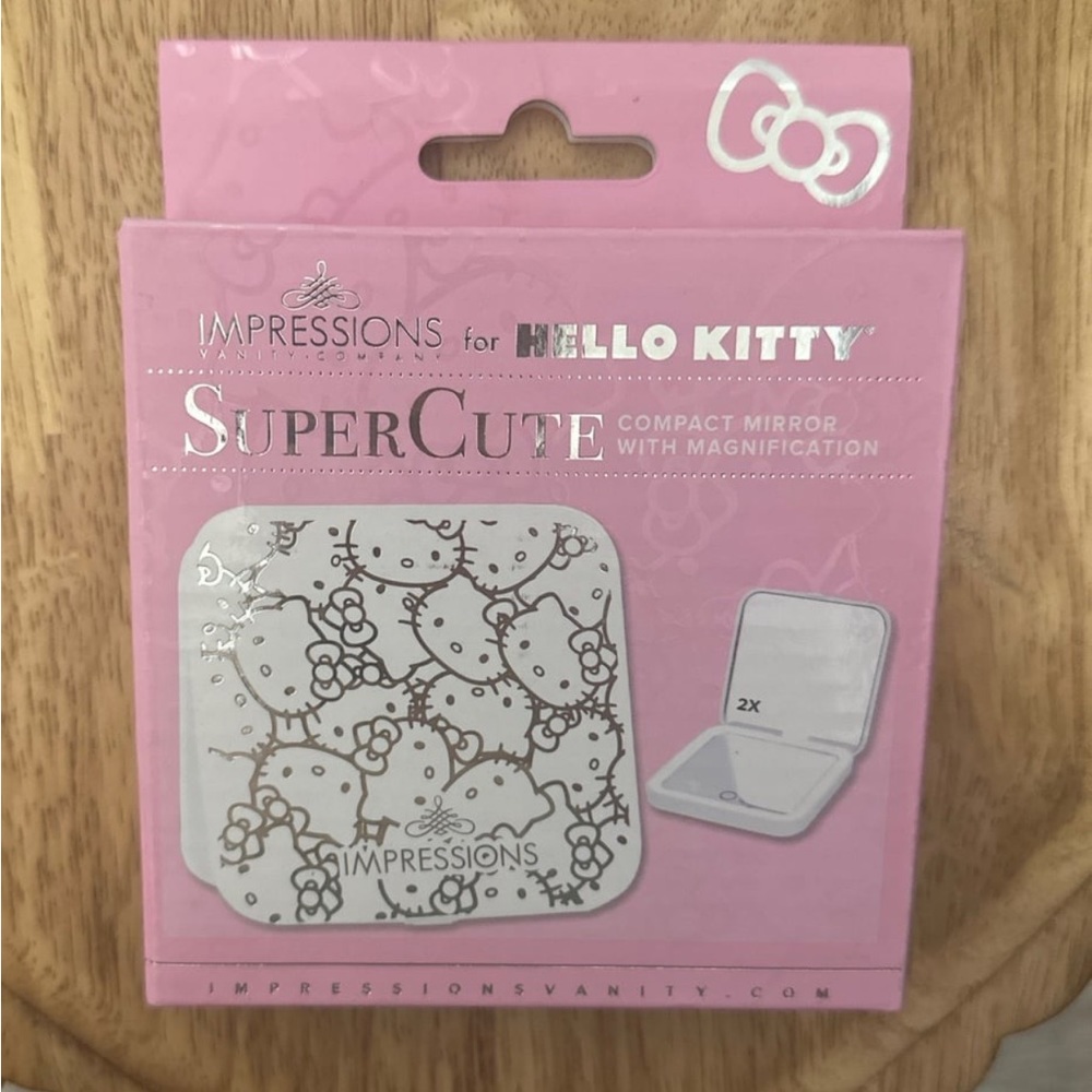Impressions Vanity Co. Hello Kitty Compact Mirror with Magnification & LED Light